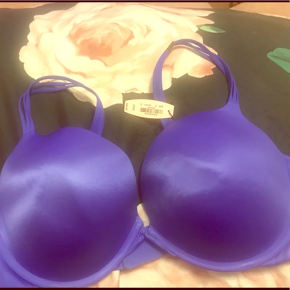 Victoria’s Secret very sexy push up bra 36DD
